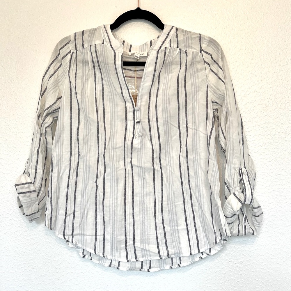 NWT lightweight long sleeve shirt - Picture 2 of 4